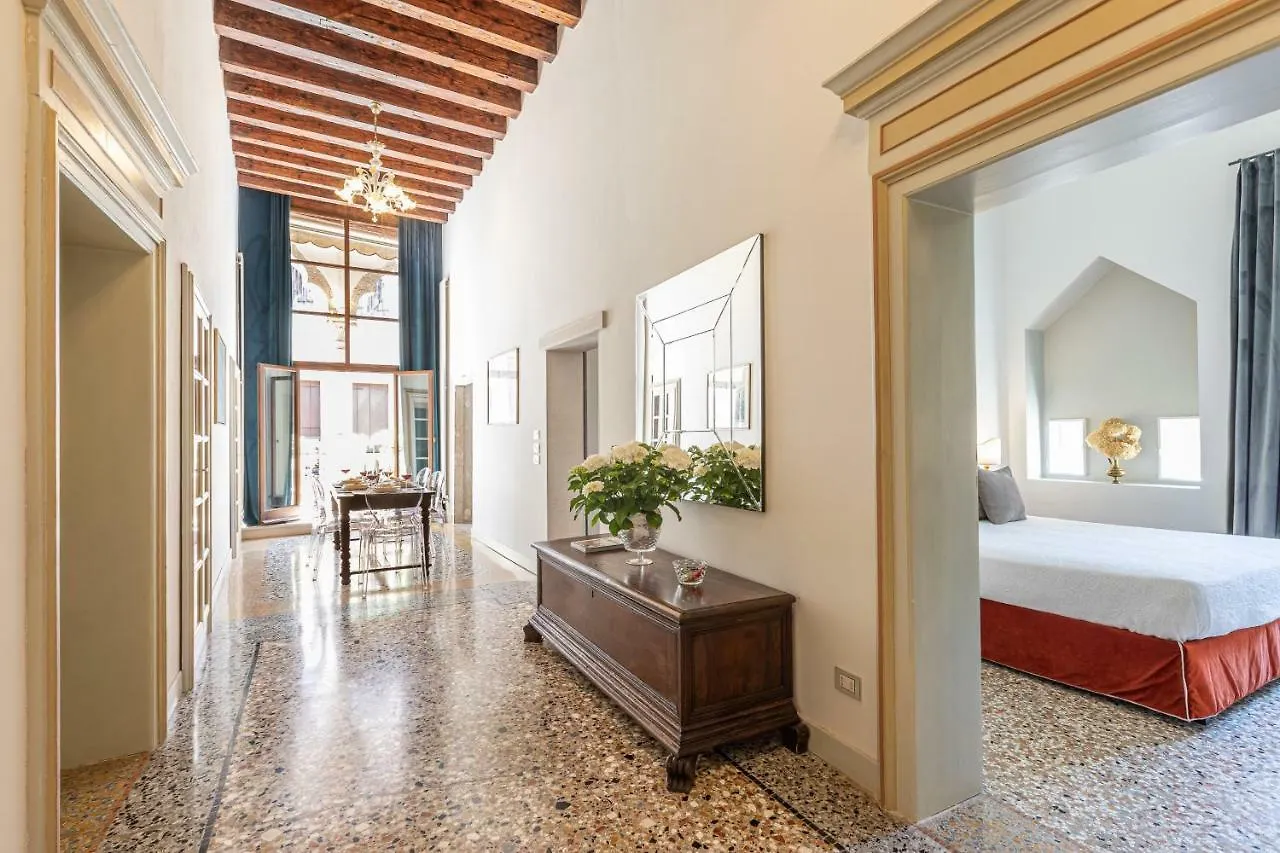 Apartment Ca' Romantica Terrace Venice